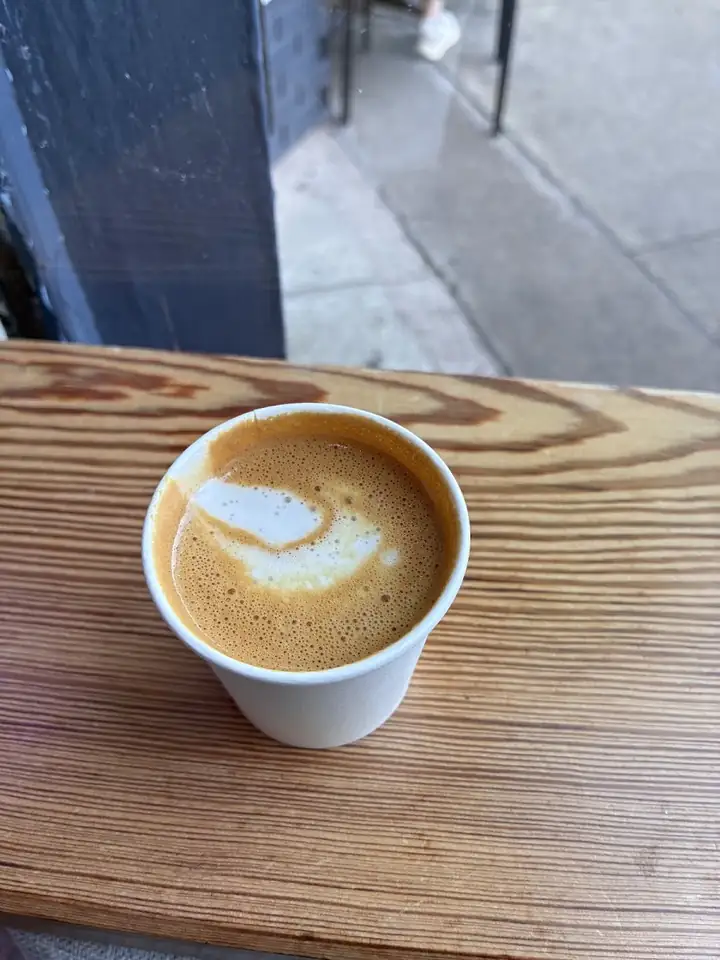 Academy Coffee, latte