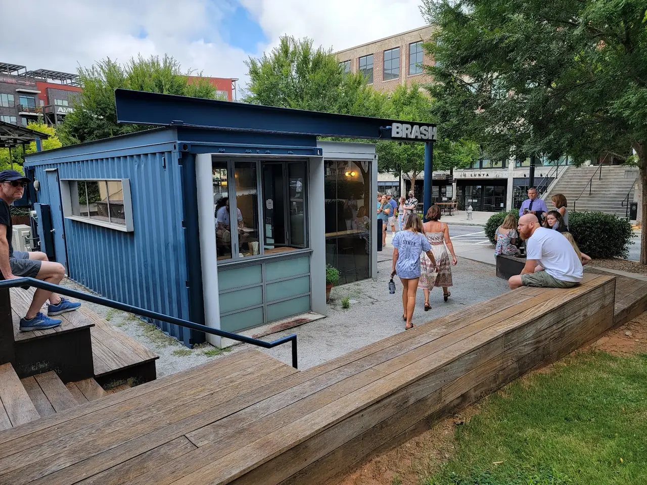 BRASH Coffee, patio