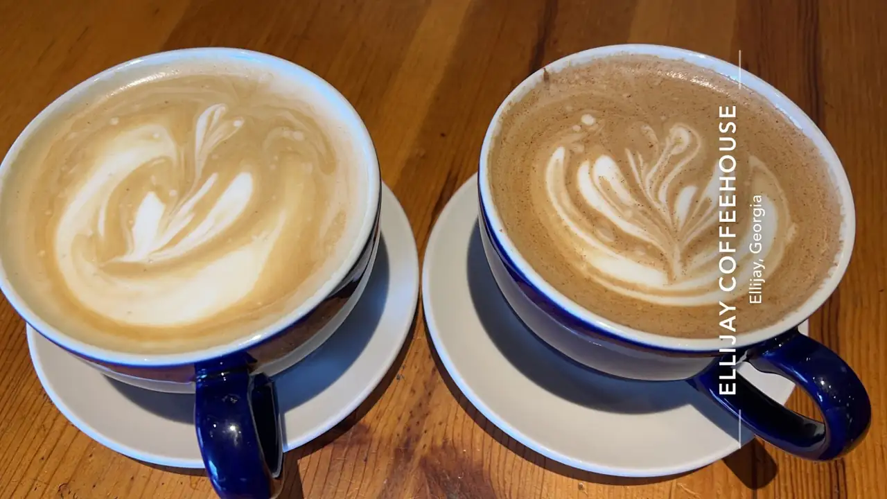 Mountain Town Coffee, lattes