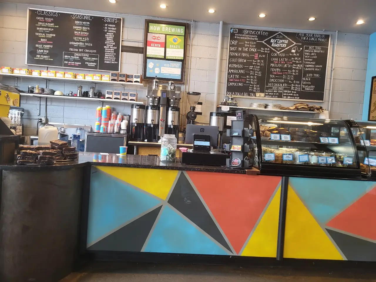 Rev Coffee, counter