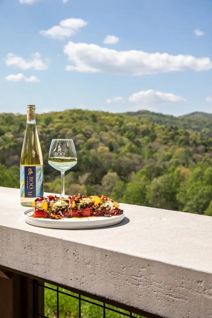 Roo Mountain Vineyards and Bistro