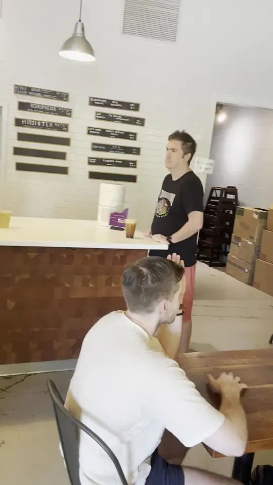Taproom Coffee, counter