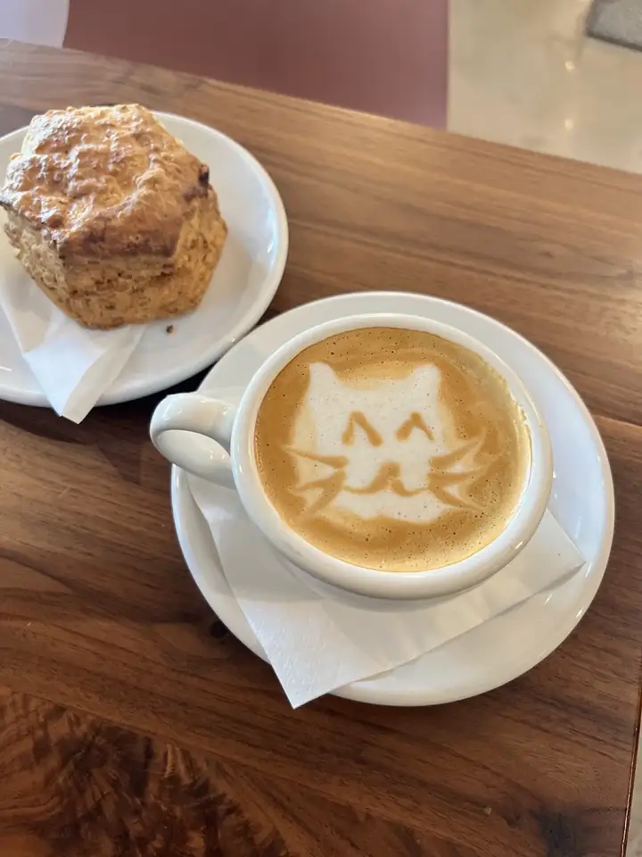 Taproom Coffee, latte