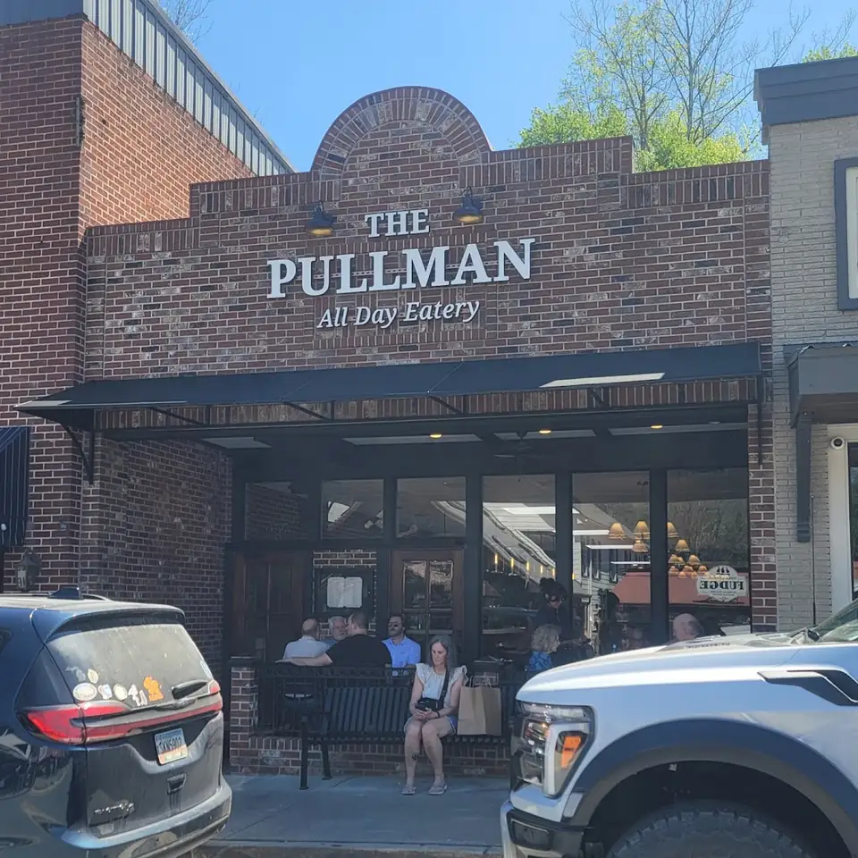 The Pullman, All Day Eatery